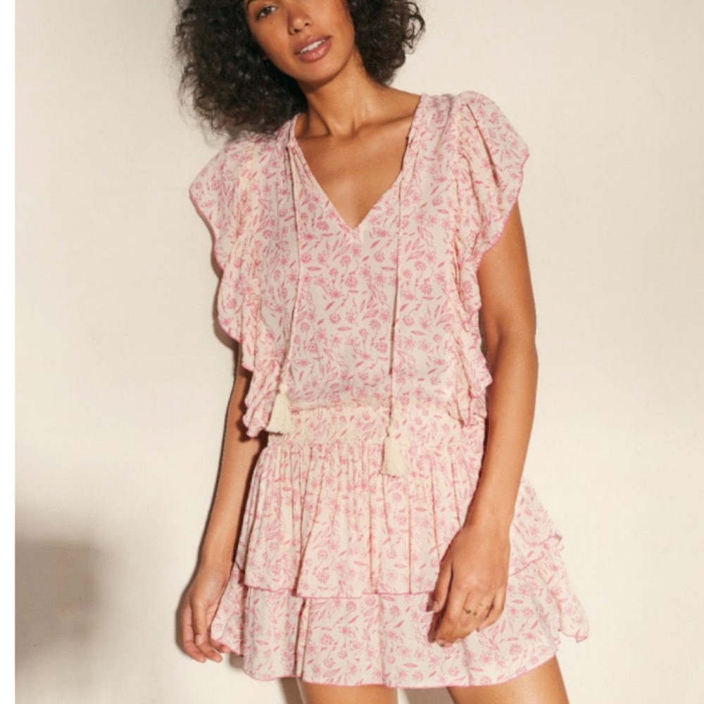 ISO: Cool Change Quinn Tunic Marguerite